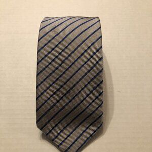David DONAHUE men's NEW gray silk tie  width: 3 1/4"  LENGTH: 58 1/2"
